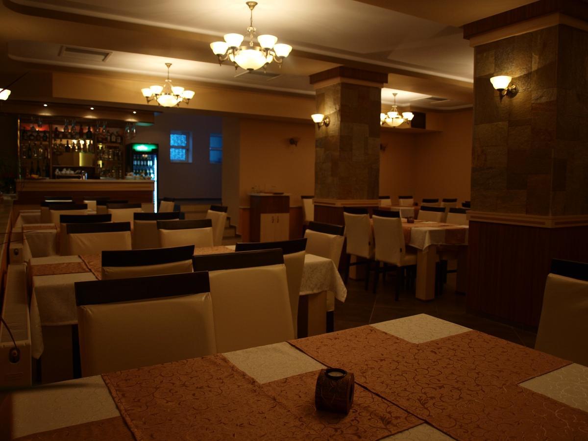 米莫扎酒店 Razgrad 外观 照片