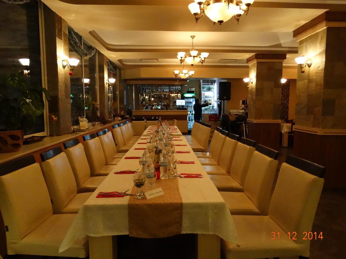 米莫扎酒店 Razgrad 外观 照片